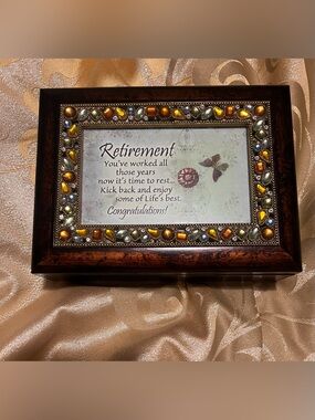Cottage Garden Retirement Jeweled Burlwood Music Box NWOT